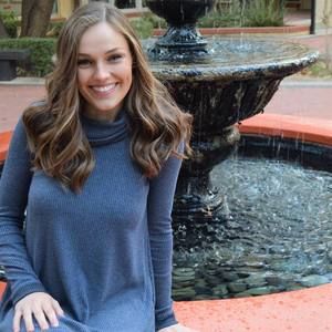 Meet your Posher, Bailey